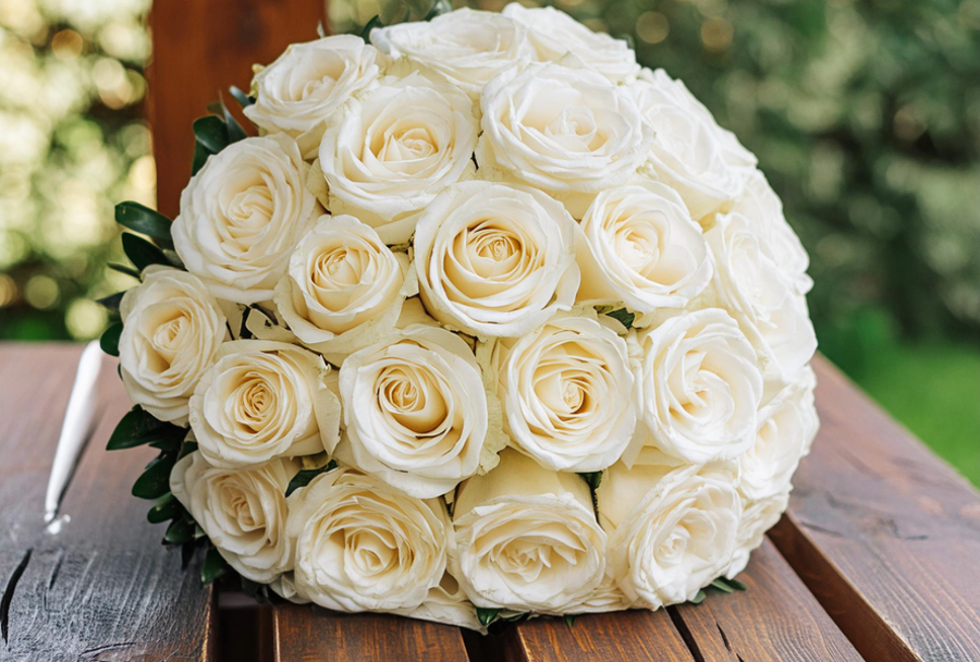 Summer Wedding Flowers: The Season's Most Beautiful Blooms for Unforgettable Celebrations
